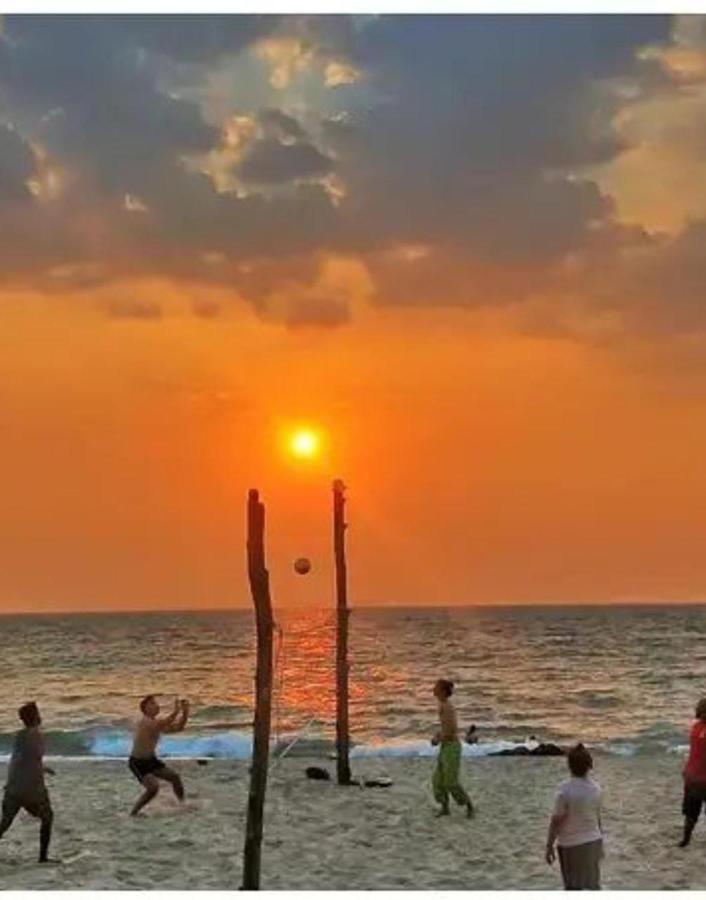 Marari Sibiya Beach Villa 马拉利库兰 外观 照片