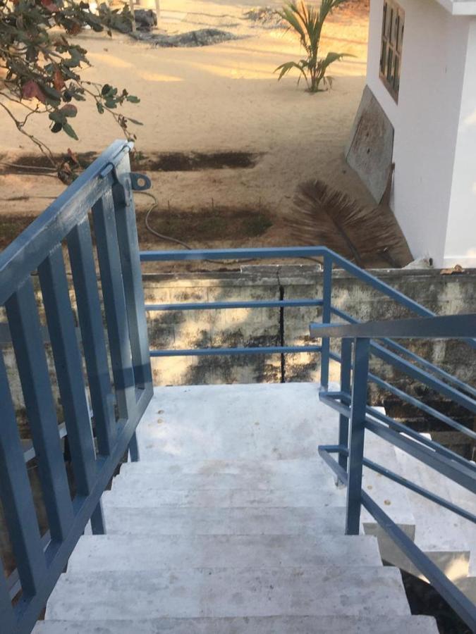 Marari Sibiya Beach Villa 马拉利库兰 外观 照片